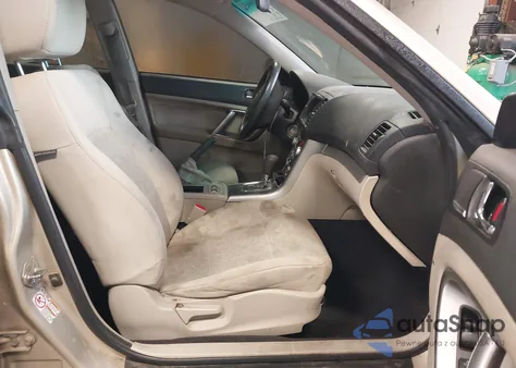 2009 Subaru Outback 2.5I z USA, uszkodzony, nr VIN 4S4BP61C897348189